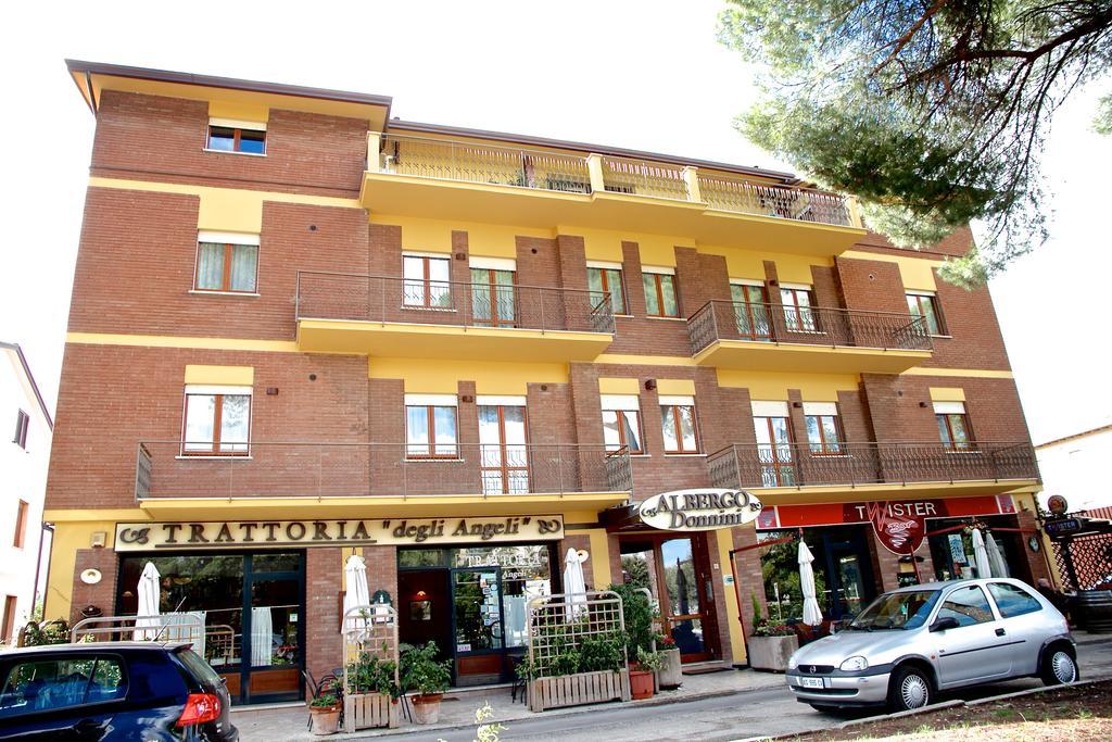 אסיסי Hotel Donnini מראה חיצוני תמונה