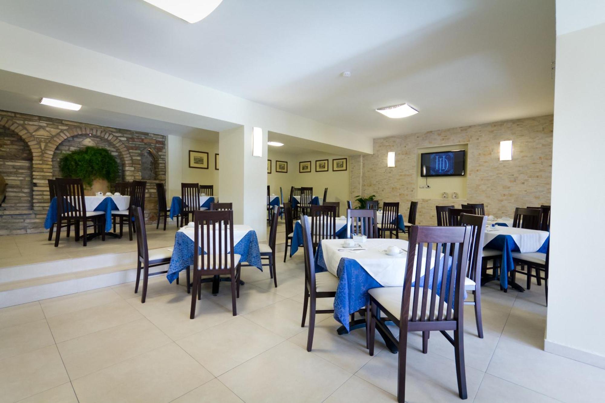 אסיסי Hotel Donnini מראה חיצוני תמונה