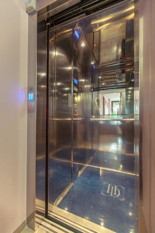 אסיסי Hotel Donnini מראה חיצוני תמונה